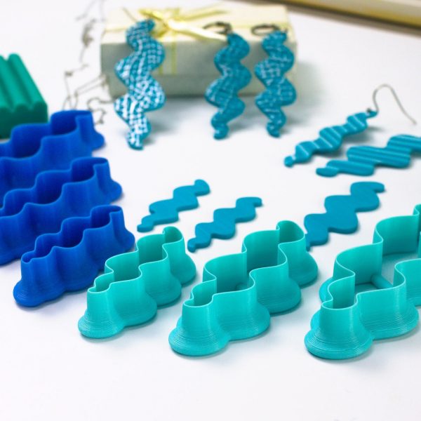 Wave CAD Earrings #01 (Complete Set) - Image 4